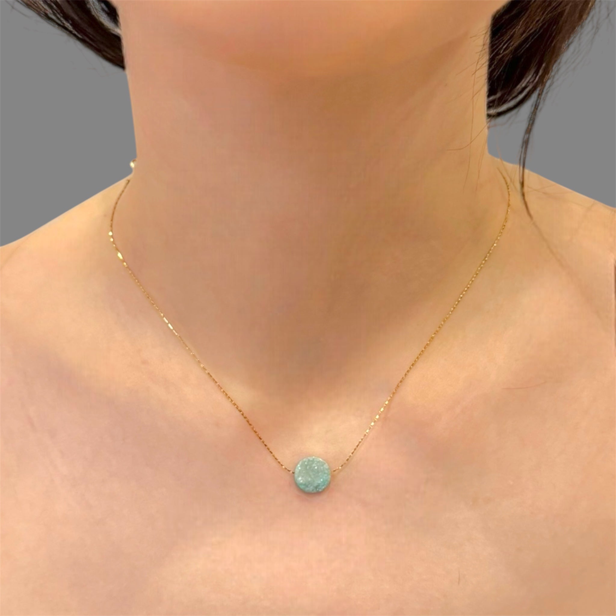Collana punto luce drusa agata verde oro Sharifa Crystals